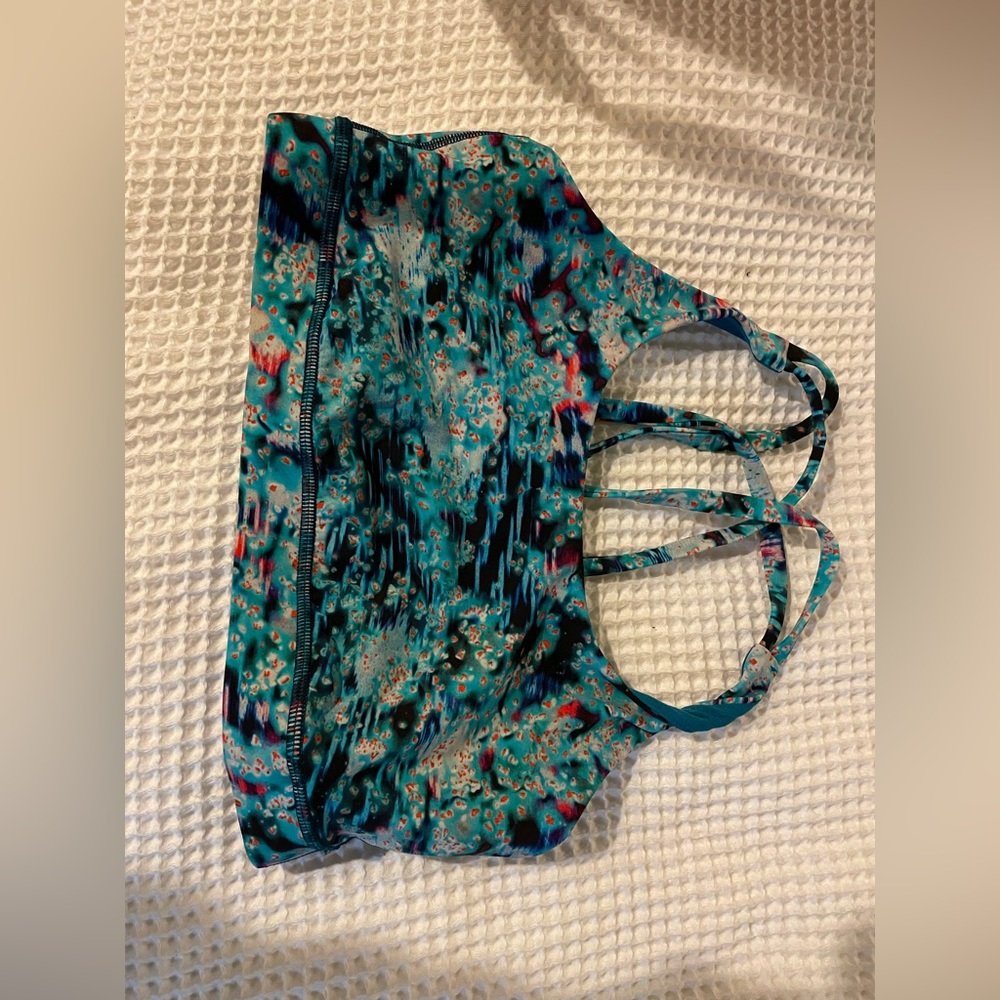 lululemon Energy Bra - Picture 2 of 5
